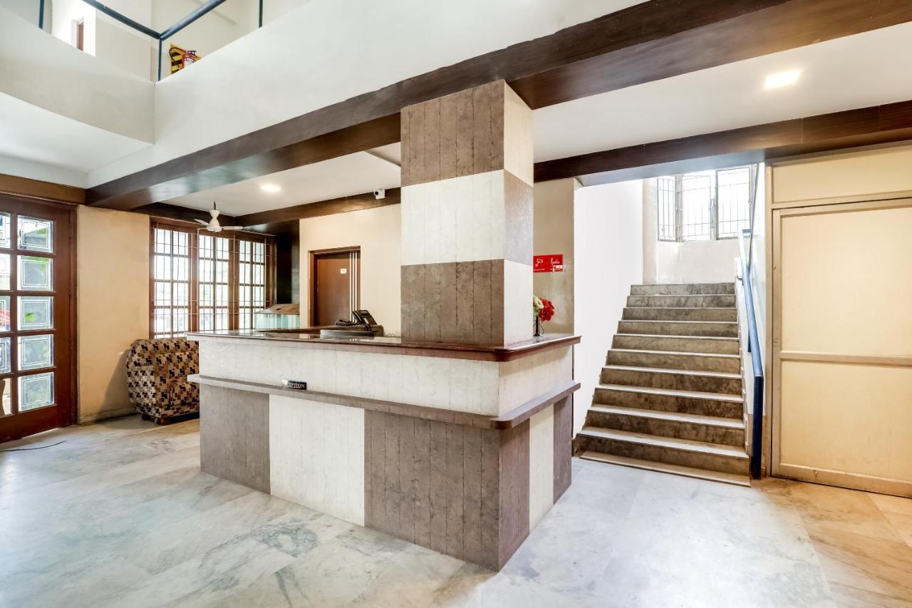 Oyo 61247 Hotel Vijayalakshmi Тируппур Экстерьер фото